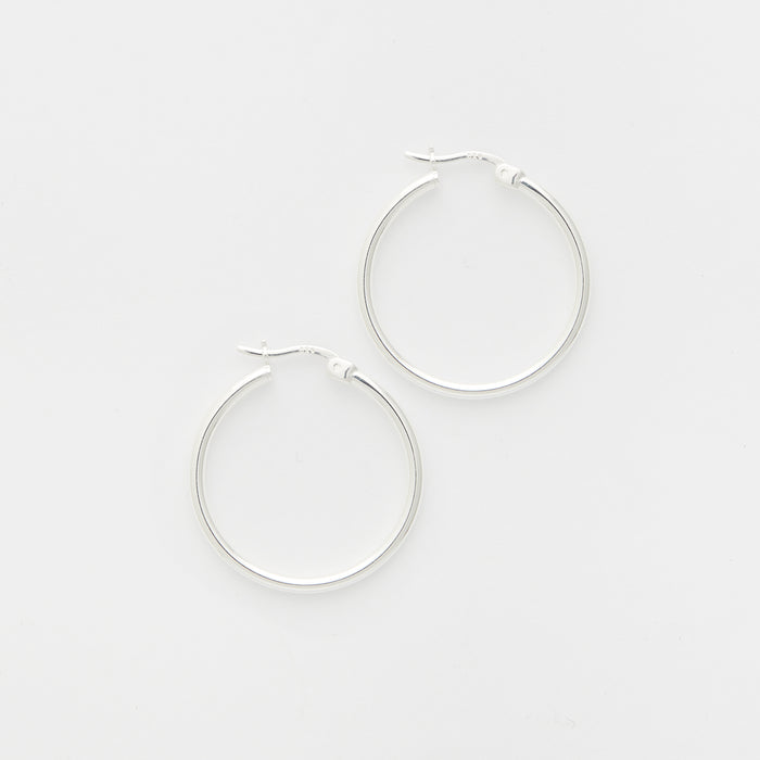 Andrea Hoops in Silver