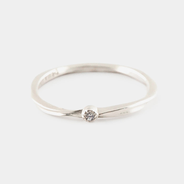 Cléo Coulée Diamond Ring in Silver