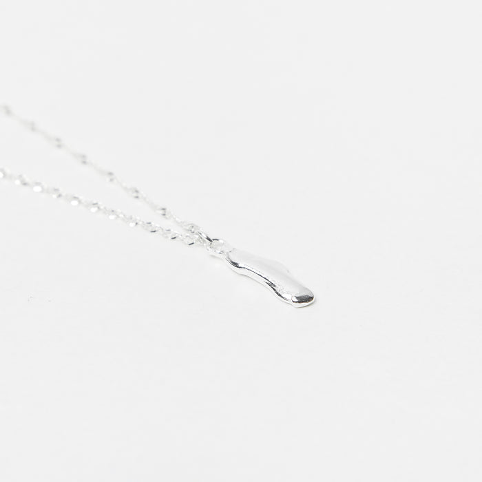 Coral Shell Necklace in Silver