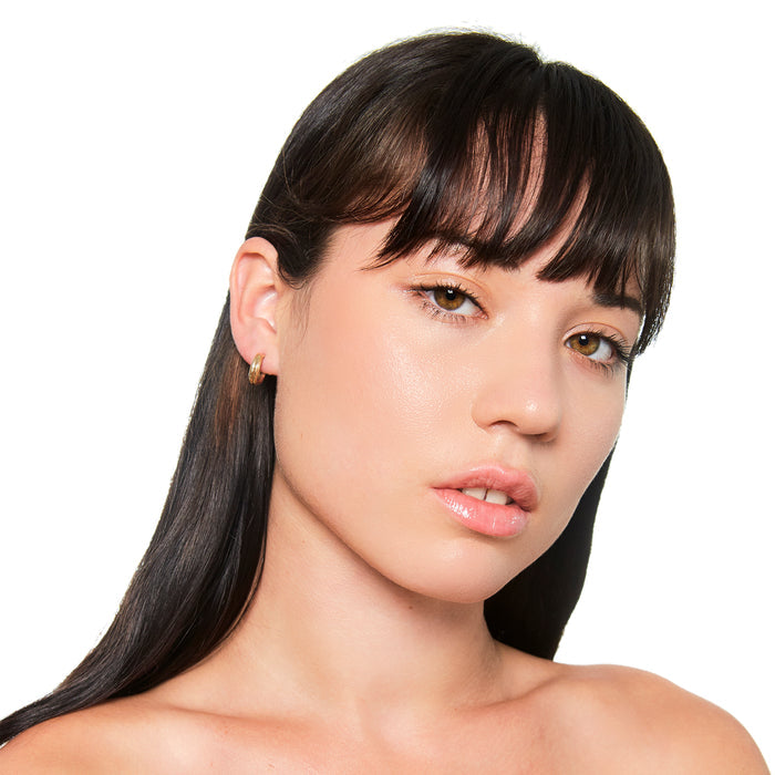 Edith Hoops in Gold