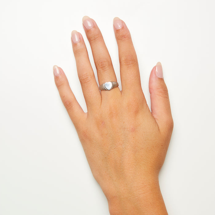 Heart Signet Ring in Silver