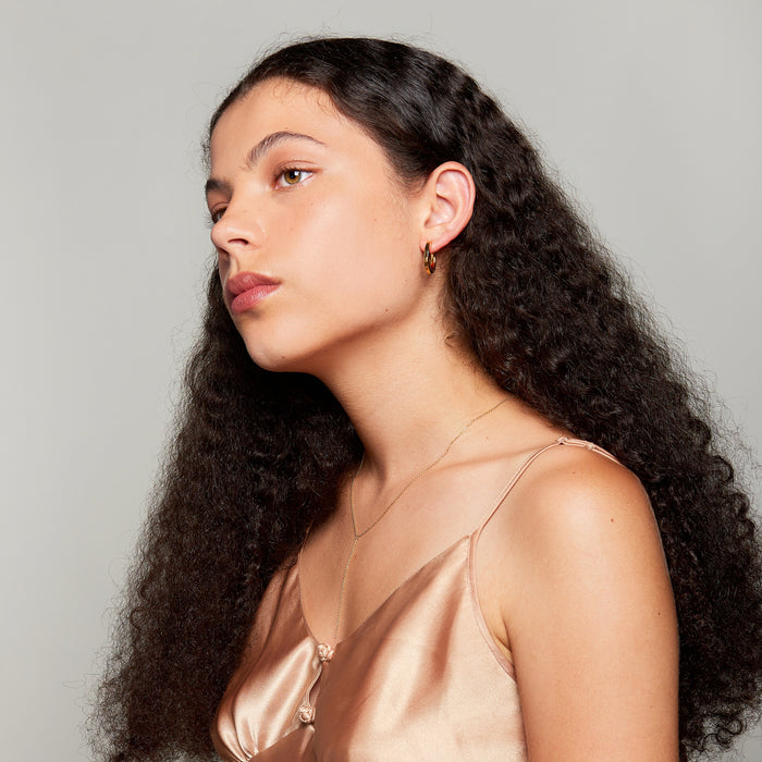 Karen Hoops in Gold