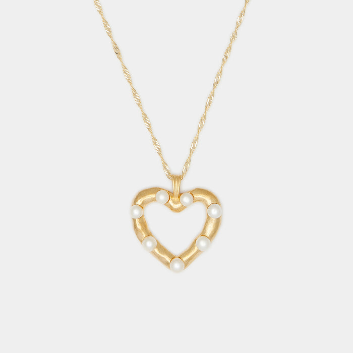 Lulu Freshwater Pearl Heart Necklace in Gold