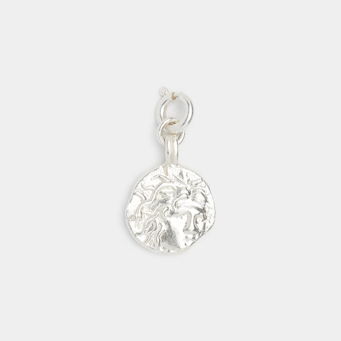 Medusa Charm in Silver : The Strong Beauty