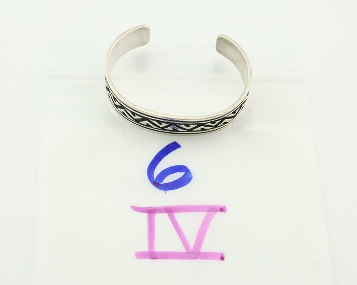 Mens's Navajo Bracelet 925 Silver Artist Signed Thomas Singer Cuff Made 1980's