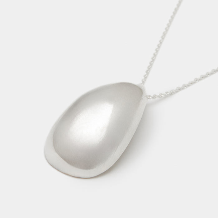 Moondrop Chain Necklace in Silver