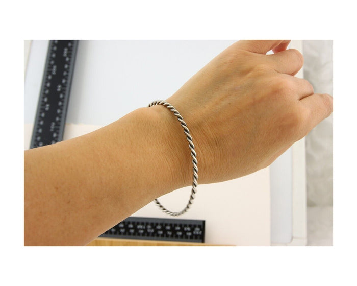 Navajo Bangle Bracelet 925 Silver Hand Stamped Twist Native American Artist C80s