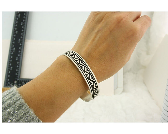 Navajo Bracelet 925 Silver Artist Signed Thomas Singer Cuff Made in the 1980's