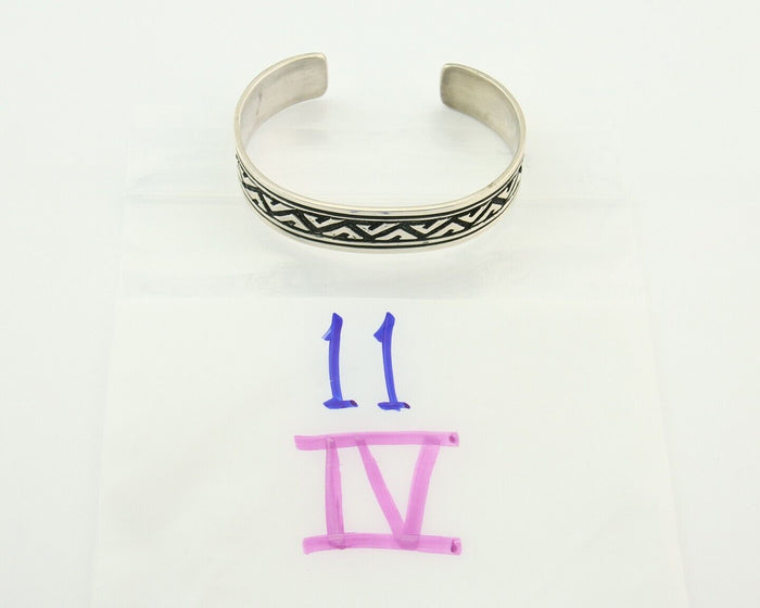 Navajo Bracelet 925 Silver Artist Signed Thomas Singer Cuff Made in the 1980's