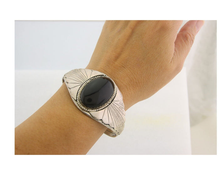 Navajo Bracelet 925 Silver Natural Onyx Cuff Native American Artist C.80's
