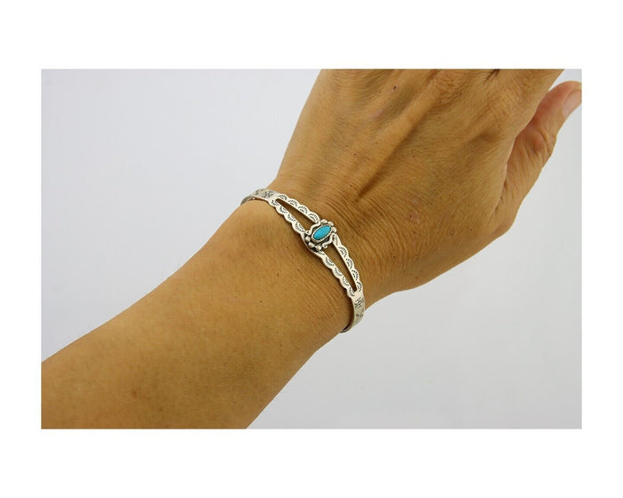 Navajo Cuff Bracelet 925 Silver Turquoise Cuff Native American Artist C.80's