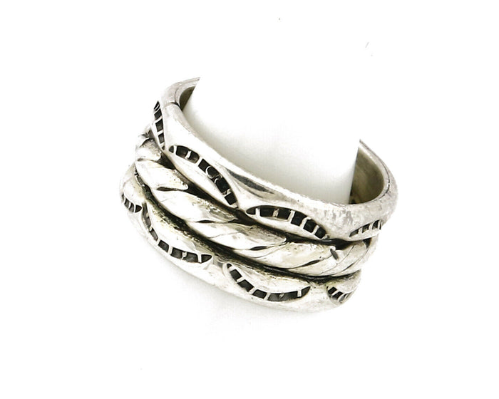 Navajo Ring .925 Silver Handmade Hand Stamped 3 Row Rope Band C.1980's Size 5.0