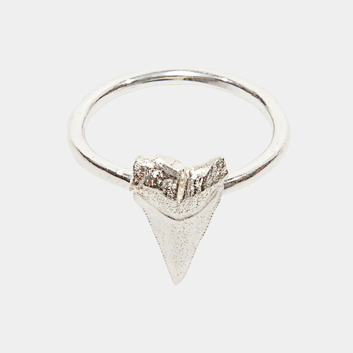 Nico Sharktooth Ring