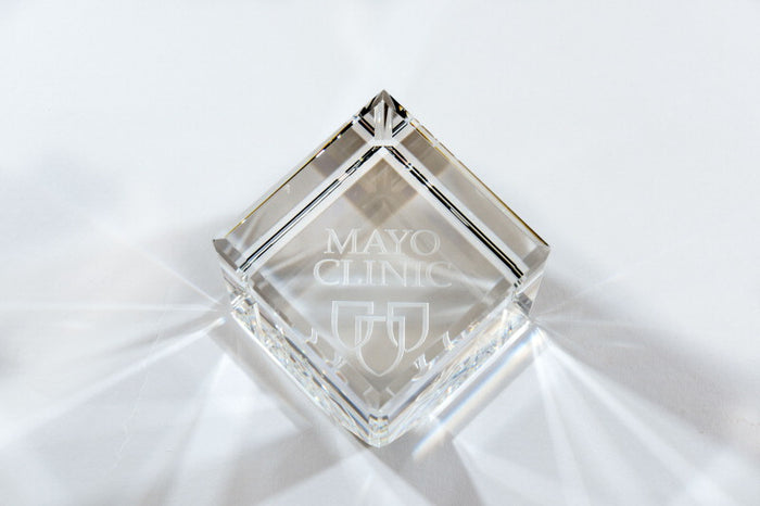 Crystal Paperweight_3429294_0030