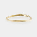 Simple Coulée Ring in Gold