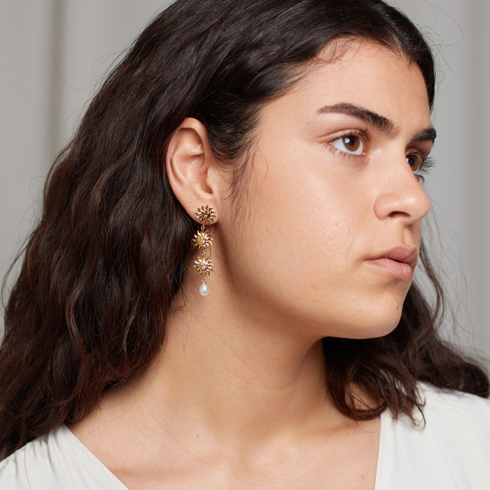 Solana Baroque Pearl Earrings in Gold