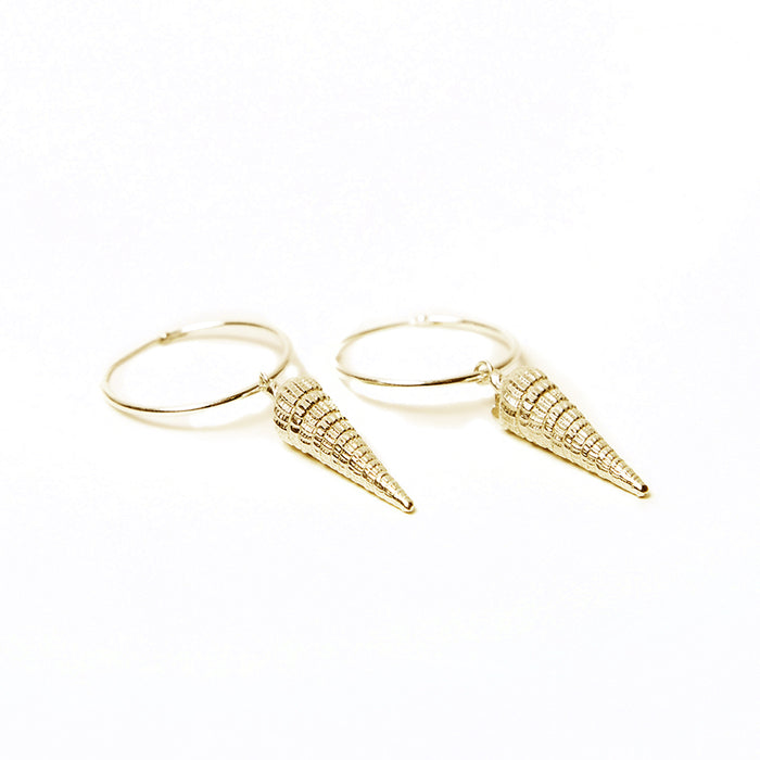 Toni Seashell Hoops