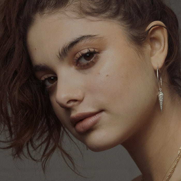 Toni Seashell Hoops