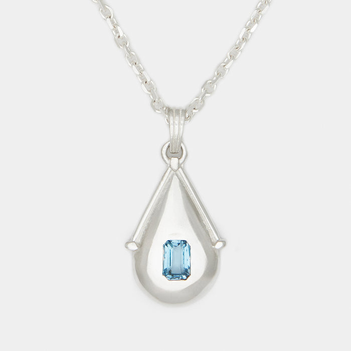 Villa Birthstone Necklace in Silver