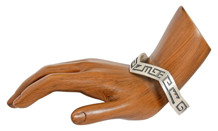 VTG Navajo Indian Handmade Lighting Tribal Pattern .925 Silver Cuff Bracelet