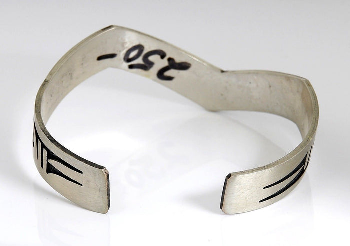 VTG Navajo Indian Handmade Lighting Tribal Pattern .925 Silver Cuff Bracelet